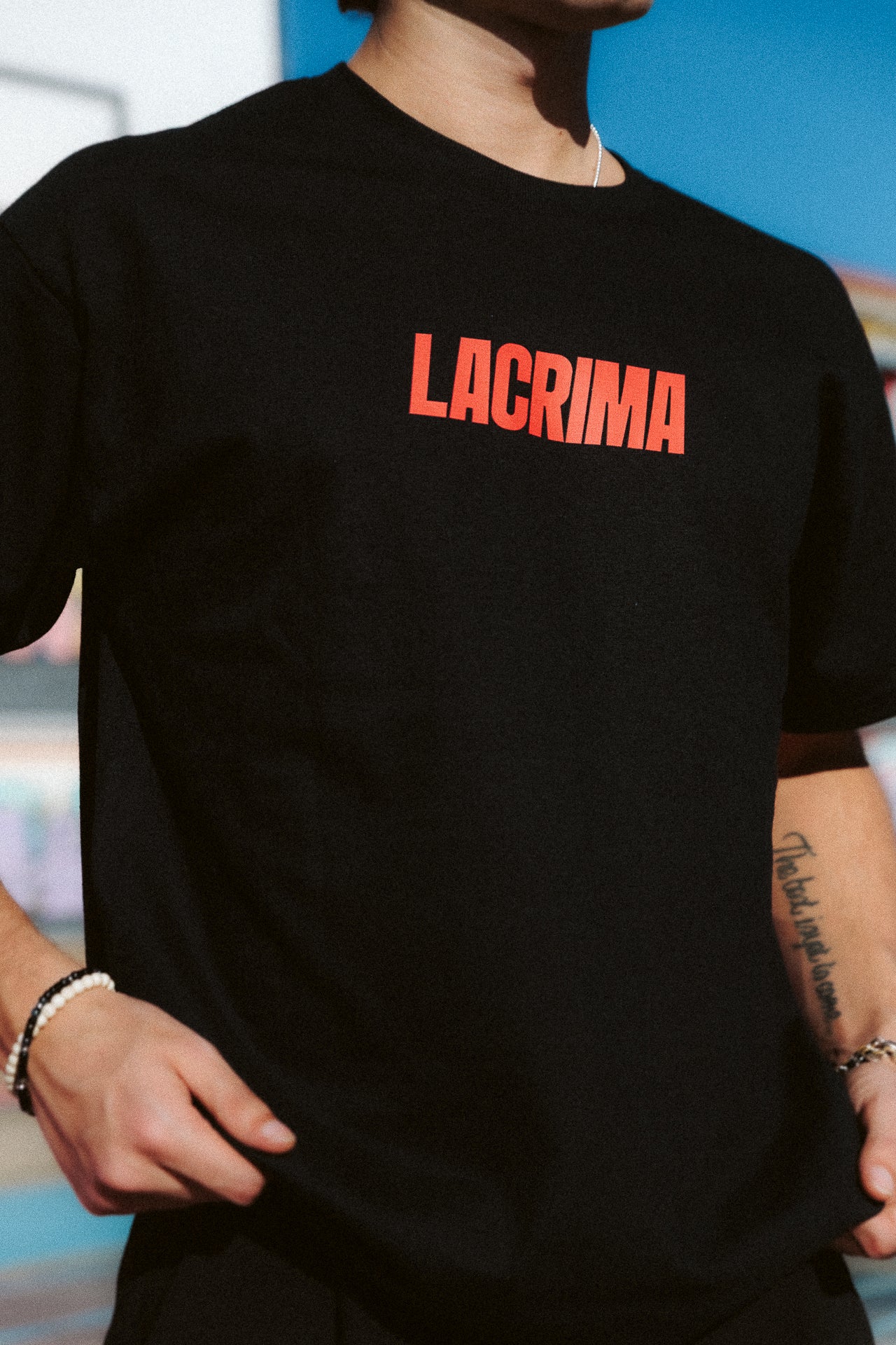 T-shirt Finiremo Nera Rossa